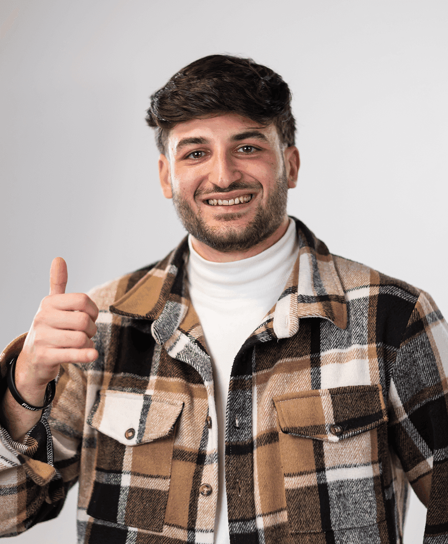 Emanuele Pica hover image